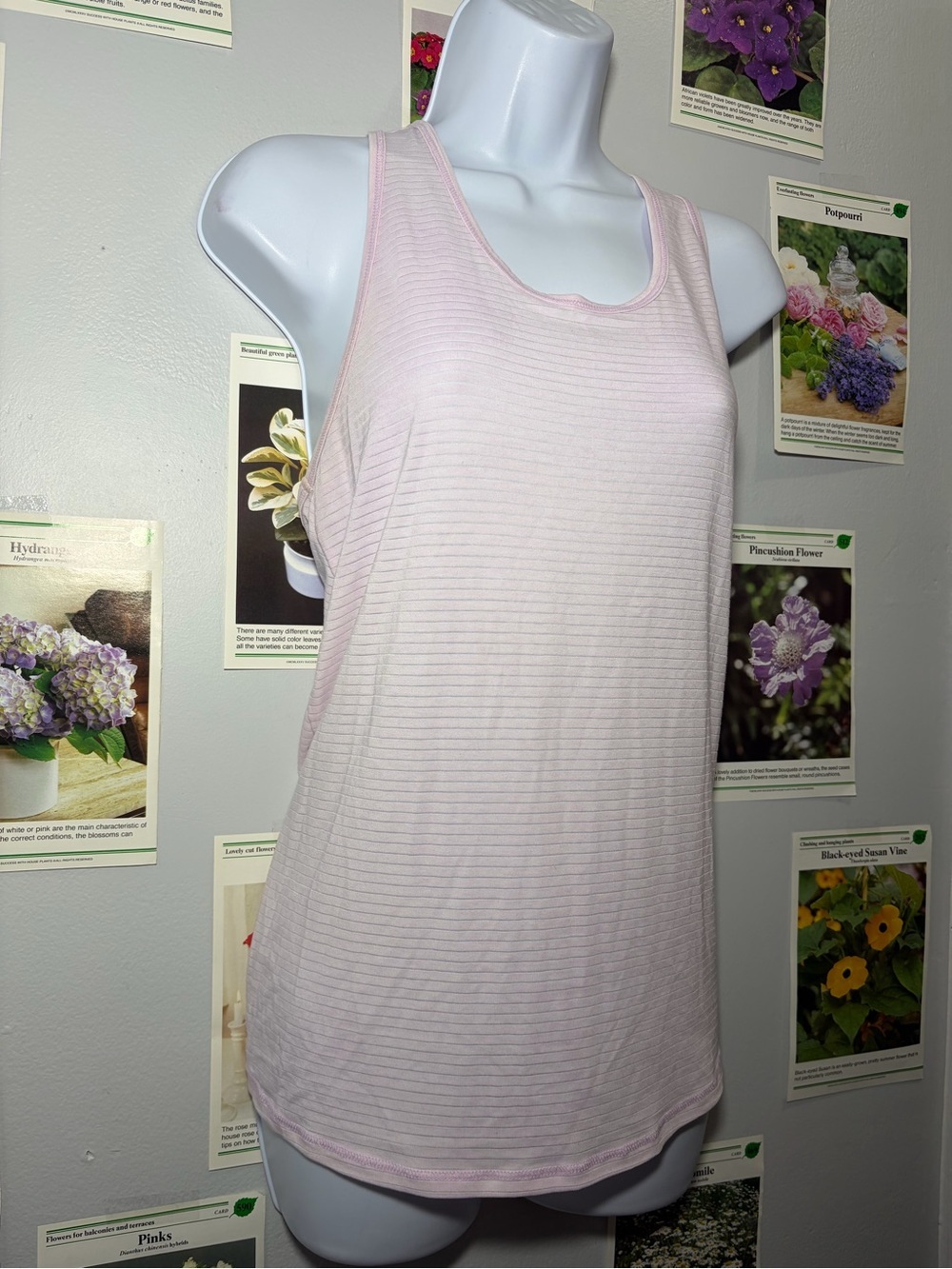 Athleta Soft Pink Scoop Neck Tank Top